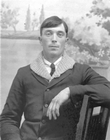 357: James V McCarthy. (circa 1912)  - son of Thomas McCarthy &amp;amp; Anastasia Fitzgerald, married Julia Reddy